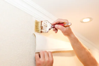 Pose de papier peint à Bisel — revêtements muraux et toiles de verre